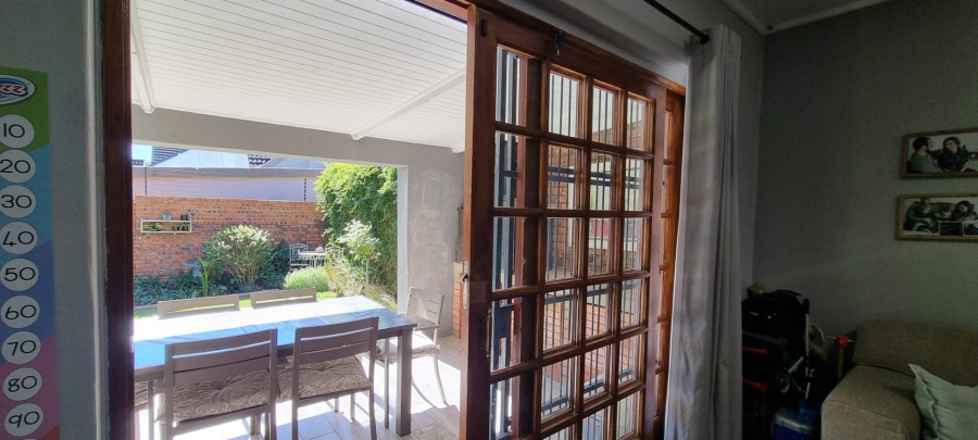 3 Bedroom Property for Sale in Pentagon Park Free State